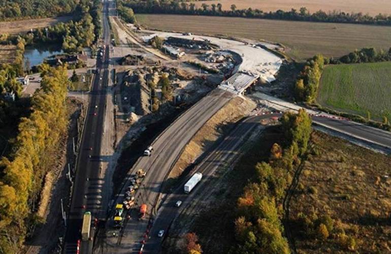 Дорожники показали, как строят транспортную развязку на трассе Житомир-Бердичев. ФОТО