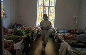 Половину всіх ліжок в Житомирській міській лікарні №1 віддали ковід-хворим. ВІДЕО