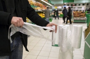 З 1 лютого в Україні злетять ціни на одноразові пакети