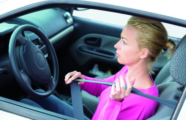 Почти 40% водителей в Житомире пользуются ремнями безопасности. ИНФОГРАФИКА