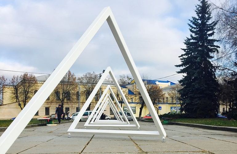 Площадь Королёва в Житомире будет украшать произведение современного искусства. ФОТО