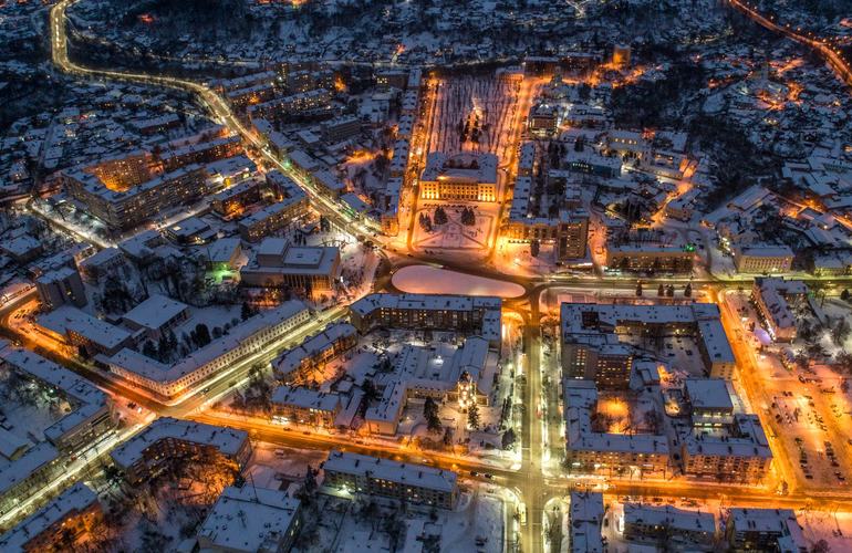 Зимний Житомир. Потрясающие вечерние фото с высоты полёта квадрокоптера
