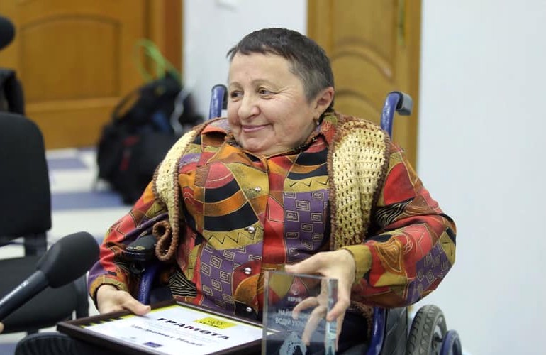 Женщина из Житомира стала лучшим водителем Украины: за 36 лет ни одного штрафа!
