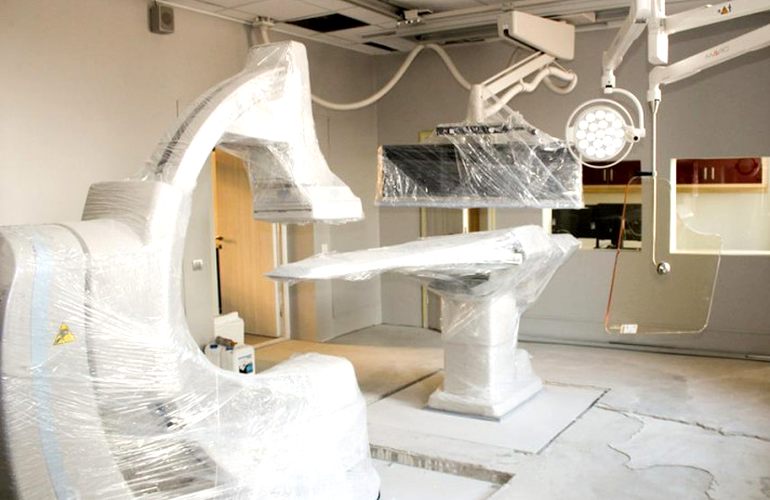 Ещё один современный ангиограф готовят к открытию в областной больнице Житомира