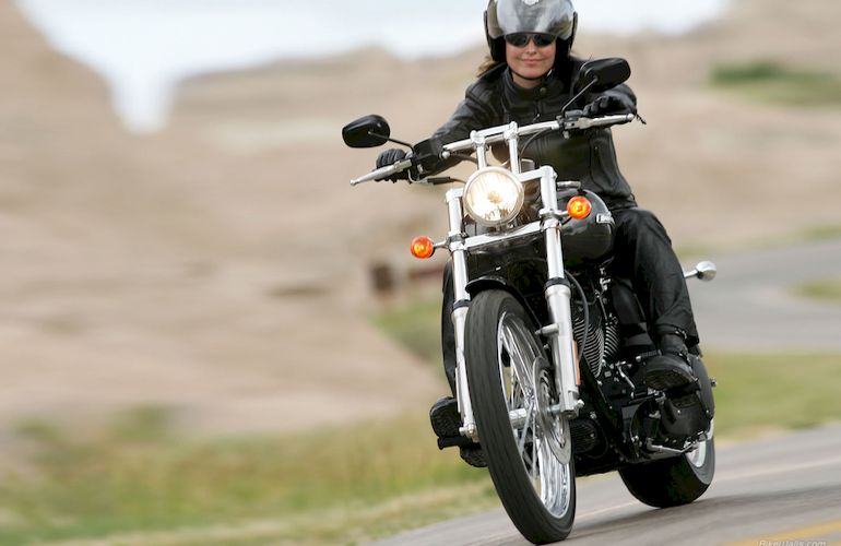 Через Житомир проедут участники Всемирной мотоциклетной женской эстафеты