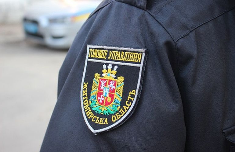 На Житомирщине задержали участкового полицейского, который «крышевал» предпринимателя