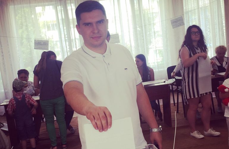 Борис Ткаченко проголосував на виборах за єдність житомирян