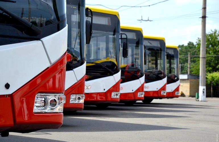 С низким полом и кондиционерами: Житомир в следующем году получит 49 новых троллейбусов