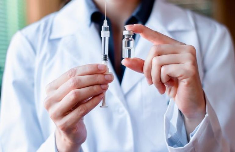 Прививка от дифтерии и столбняка: в больницах Житомирской области есть более 120000 вакцин