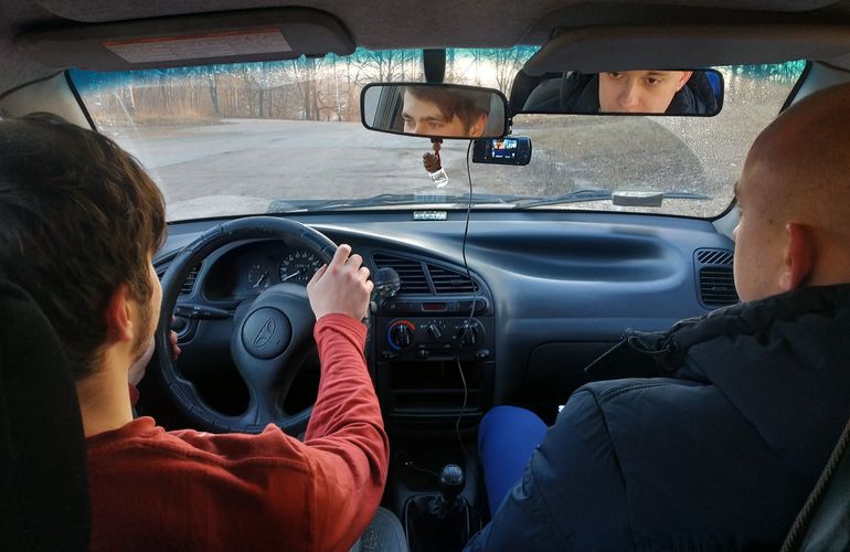 В Житомире экзамены по вождению будут снимать на видео