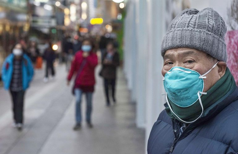 В Китае резко выросло число количество зараженных и погибших от коронавируса