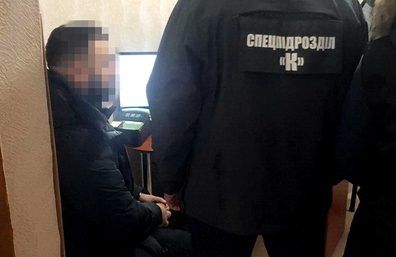 В Житомире СБУ заманила в «капкан» дезертира, который 5 лет скрывался в России