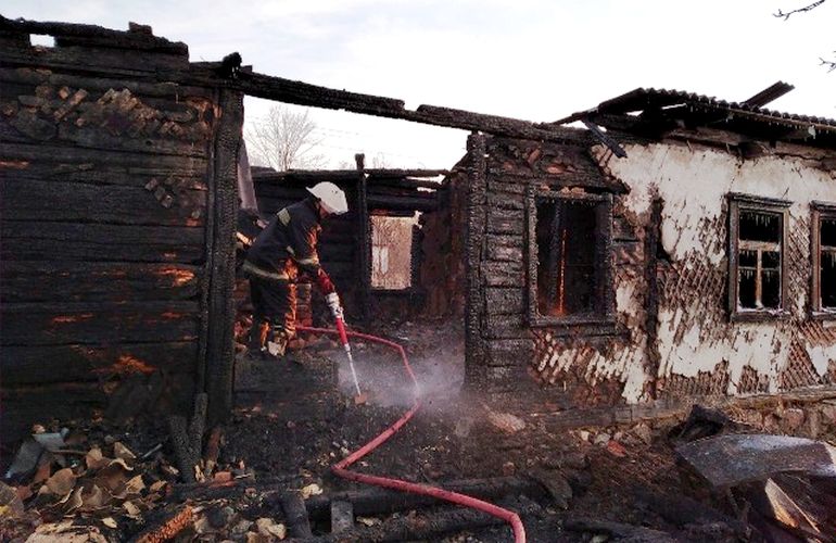 Пожары в Житомирской области: в горящих домах погибли три человека