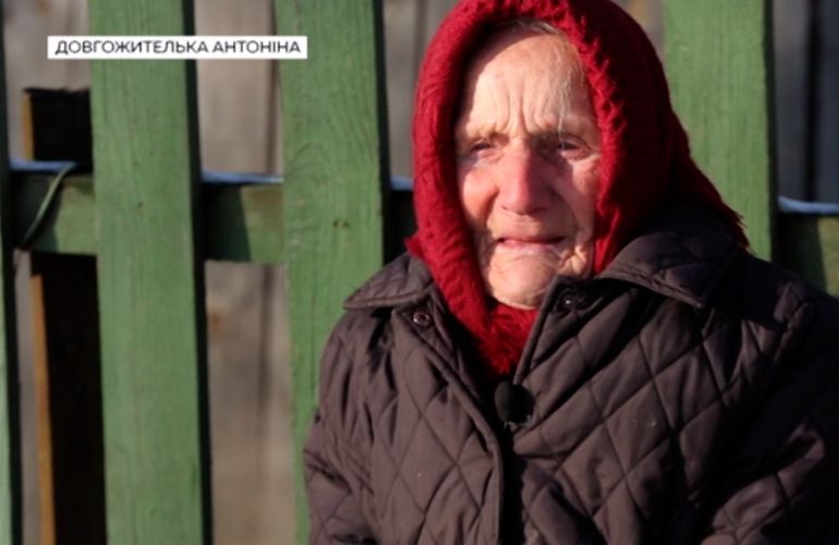 «Кажется, что я еще и не жила!» госпожа Антонина из Житомирщины рассказала историю своей любви и как дожить до 100 лет