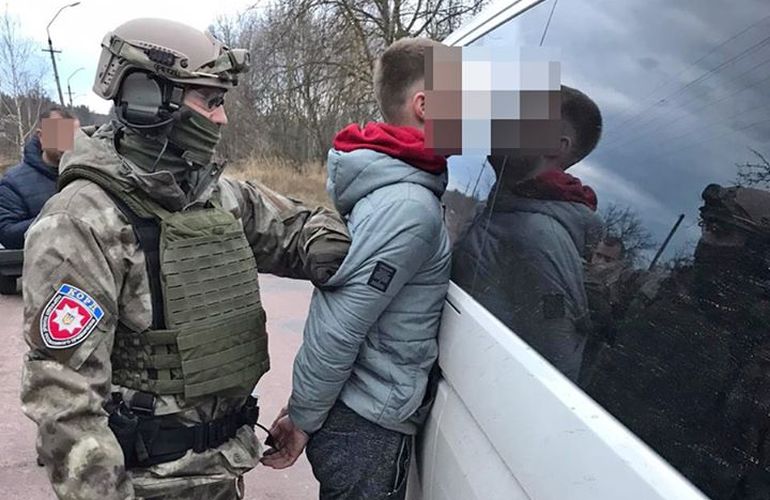 КОРД задержал разбойника, который хотел обчистить обменный пункт в Житомире. ФОТО