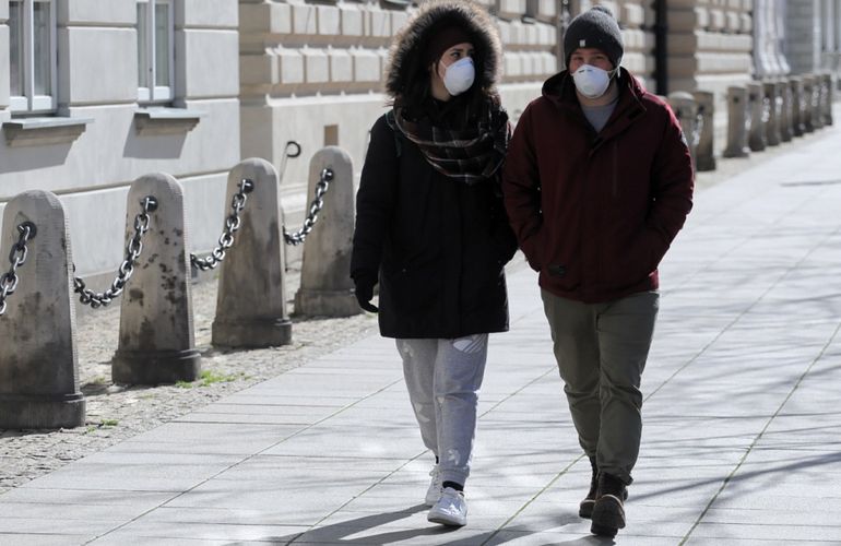 Документы с собой и обязательные маски: Правительство ужесточило карантин в Украине