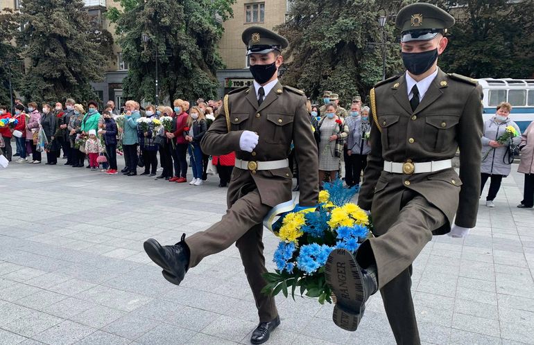 День героев: в Житомире почтили память борцов за свободу Украины. ФОТО