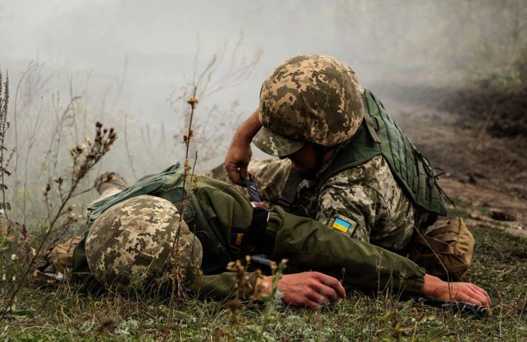 Война на Донбассе: оккупанты убили медика, который эвакуировал тело украинского военного