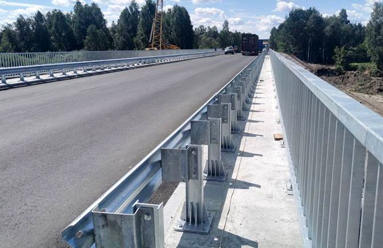 В Житомирской области завершается строительство 80-метрового моста. ФОТО