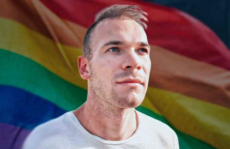 Открытый гей, Юрий Довжан из Житомира — о гомофобии в городе и отношении к ЛГБТ