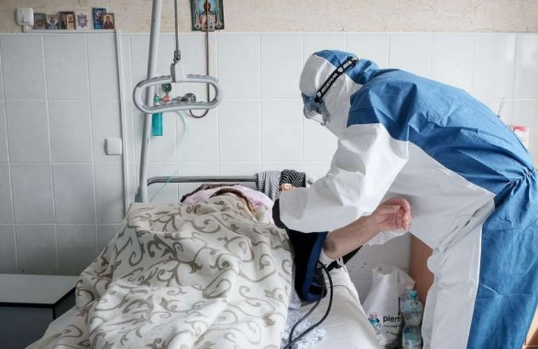 В Украине новый коронавирусный рекорд: за сутки зафиксировано более 13 тысяч больных