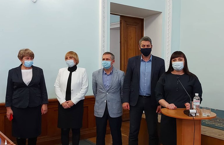 Два заммэра Житомира получили за год большую зарплату, чем премьер-министр Украины