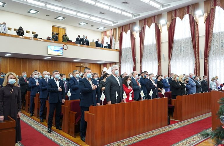 Депутаты Житомирского облсовета приняли бюджет-2021: скромнее, чем в прошлом году