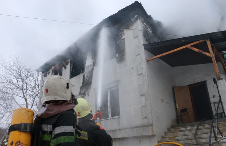 Зеленский объявил государственный траур из-за пожара в Харькове