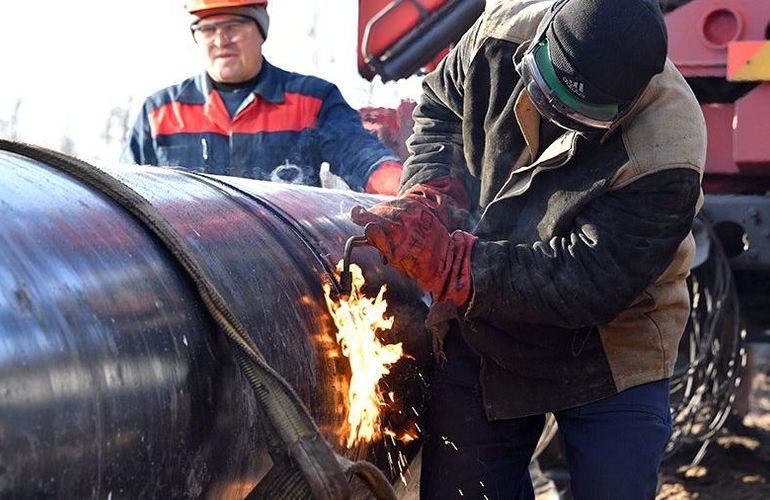 В Житомирской области на реконструкции нефтепровода разворовали госсредства – СБУ
