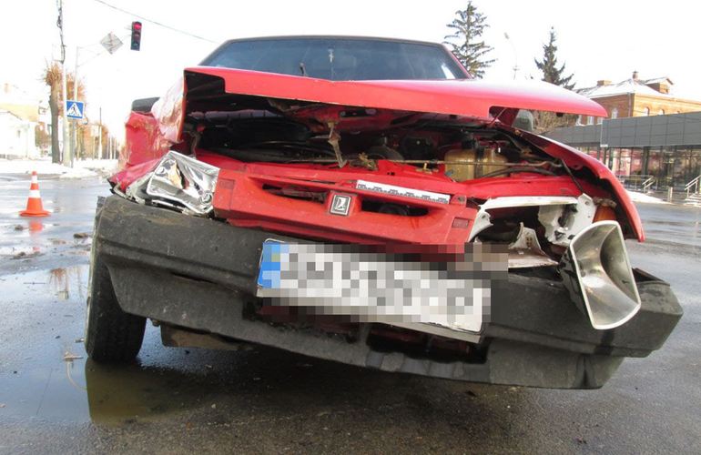 ДТП на Житомирщине: ВАЗ врезался в маршрутку с пассажирами