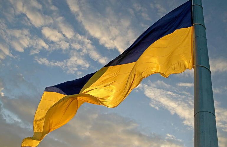 Ко Дню Независимости в центре Житомира установят огромный флаг Украины