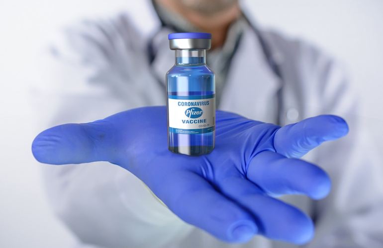 Украина договорилась о поставке 10 млн доз вакцины Pfizer – Зеленский