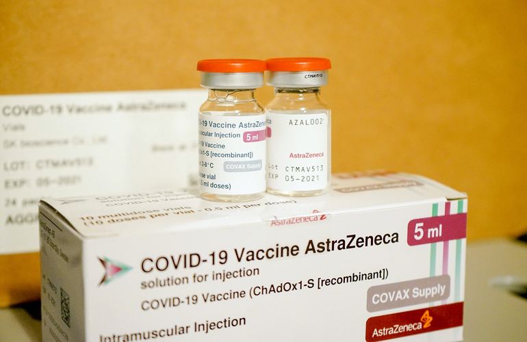 Жителям Житомирской области начали делать прививки корейской версией вакцины AstraZeneca