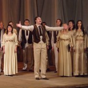 Рождественский концерт «Ореи» из горсовета переселили в филармонию ВИДЕО